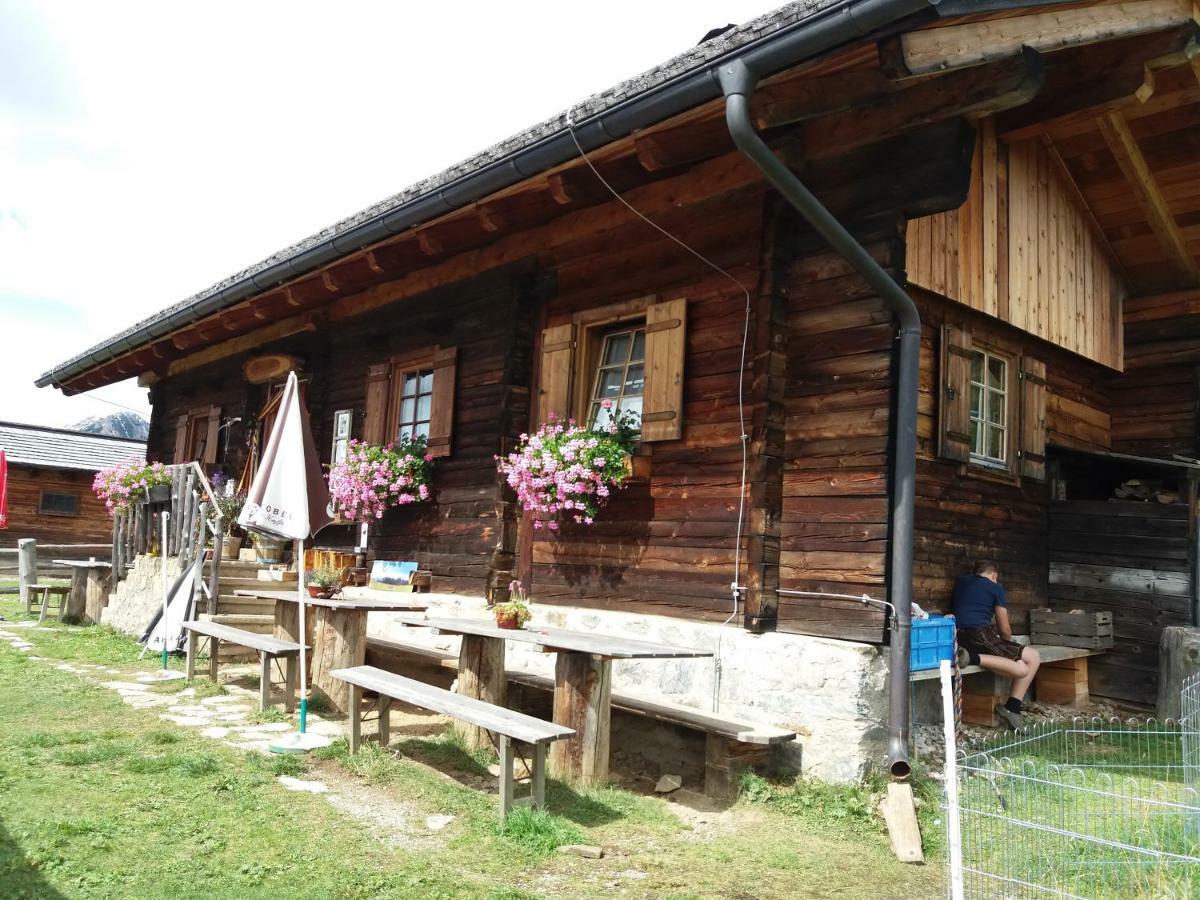 Hotel Haus Antonius Sankt Lorenzen im Lesachtal Exterior foto